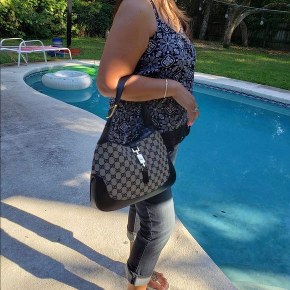 Gucci canvas shoulder bag SOLD to TRADESY - Picture 6 of 8